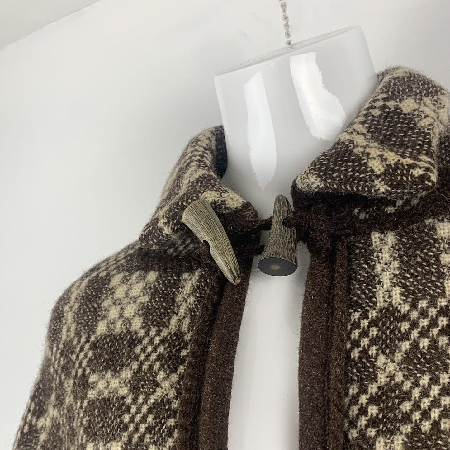 Vintage Welsh Jacobs Wool Tapestry Coat Cape, 100 Wool, Size M, Retro